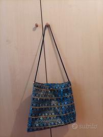 Borsina a tracolla in passamaneria 