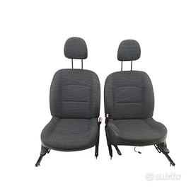 Coppia di sedili Renault Clio 2a serie 3 porte 200