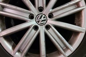 Cerchi con gomme invernali 
