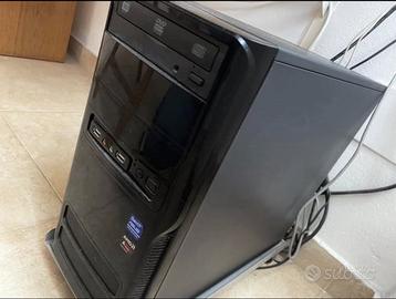 Pc fisso Asus + monitor 32'' + tastiera