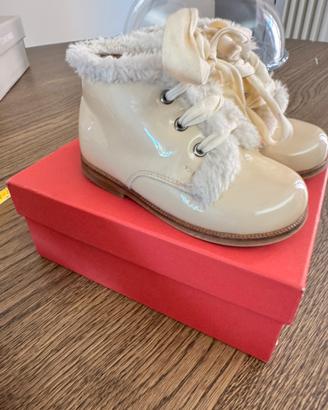Scarpe clarys 24