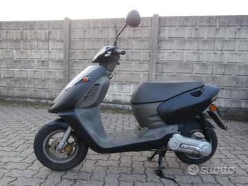 Aprilia Sonic 50 del 1998 compreso targa -tagliand