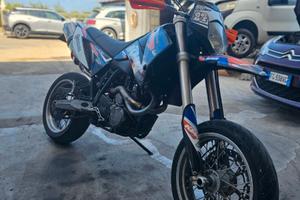 KTM LC4 640 Supermoto / Motard