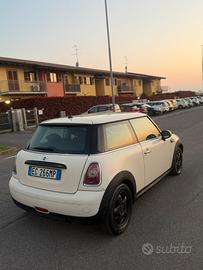 Mini Cooper r56 1.4 benzina