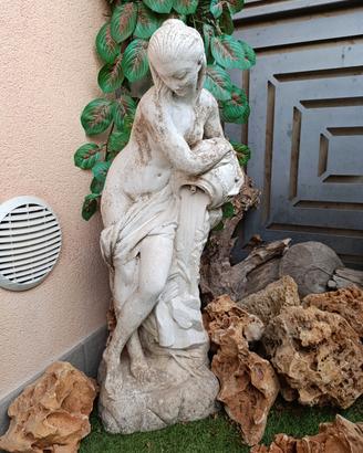 STATUA FONTANA VENERE 