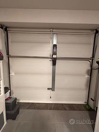 Basculante garage motorizzato coibentato