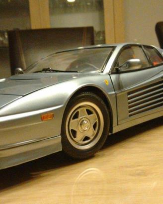 Ferrari Pocher Testarossa 1/8 ridipinta grigia (2)