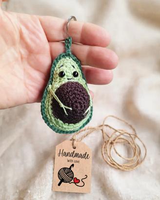 Portachiavi charm Avocado Amigurumi fatto a mano