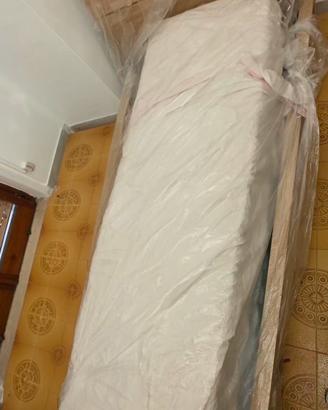 Cameretta  come nuova 