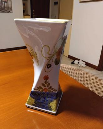 vaso ceramica faenza garofano