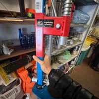 Tappatrice manuale Vino 2pz