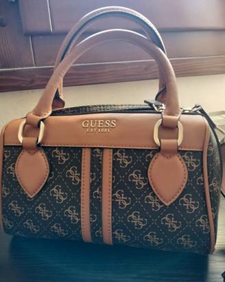 borsa bauletto guess 