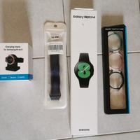 Galaxy Watch 4 40 mm con accessori