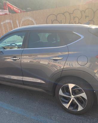 HYUNDAI Tucson 2ª serie-Sound Edition 1.7 CRDI