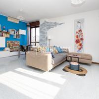 Bilocale in buono stato, contesto di poche famigli