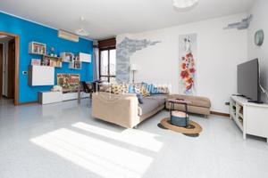 Bilocale in buono stato, contesto di poche famigli