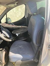 SEDILE ANTERIORE SINISTRO CITROEN Berlingo 3° Ser