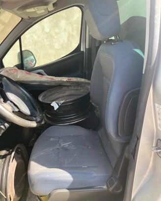 SEDILE ANTERIORE SINISTRO CITROEN Berlingo 3° Ser