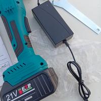 Smerigliatrice a batteria con diverse velocità 