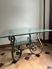 Tavolino in ferro battuto