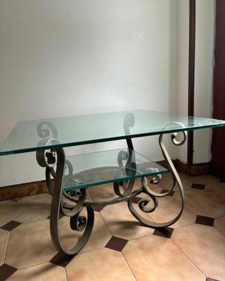 Tavolino in ferro battuto