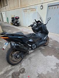 Yamaha T Max 560 - 2022 UNIPRO'