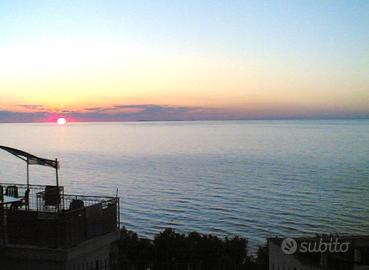 Quadrilocale sul mare + garage