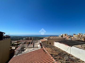 4 LOCALI A AGRIGENTO