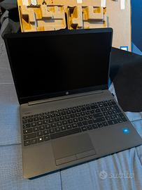 Pc HP 250 GP, 15,6”, processore Intel Core i3