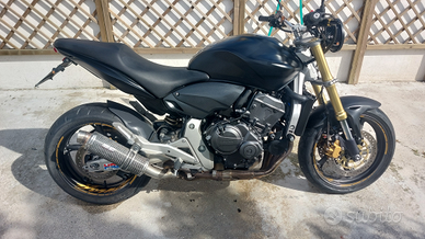 Honda hornet 600 cc