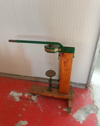 Tappatrice manuale vintage “La Querida” 