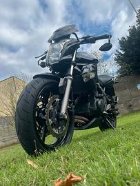 Kawasaki ER 6N - pronta per partire!