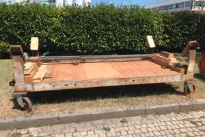 Carrello da cantiere per barche .