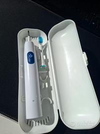 Spazzolino elettrico con ricarica USB-C