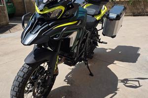 Benelli TRK 702 X 