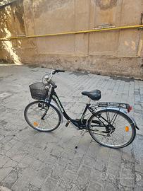 Bicicletta vintage Bianchi nera da donna 