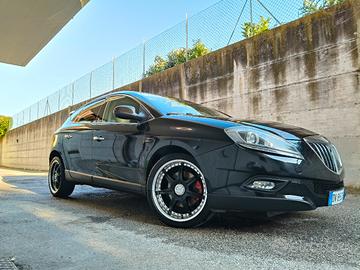 Lancia Delta 1.9 twinturbo Platino