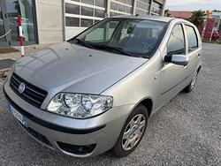 FIAT Punto Benzina/GPLneopatentati 1.