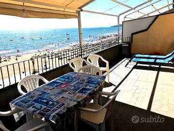 FRONTE MARE. CLIMA. SI animali. prenotazioni 2026