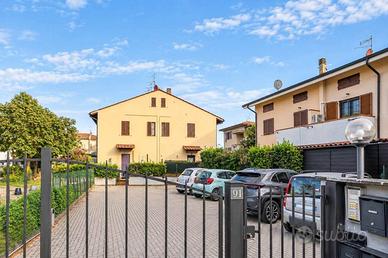 Appartamento di 86 m² con 4 locali e posto auto a 