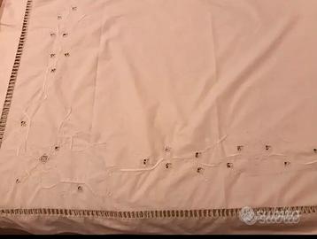 Testiera copriguanciali Anni ’20 ricamata