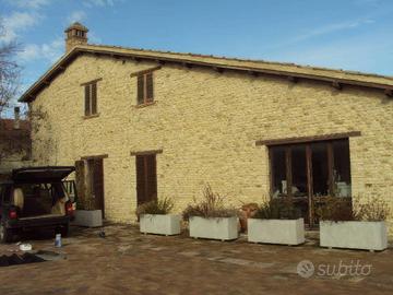 Abitazione con corte pertinenziale a Montefalco (P