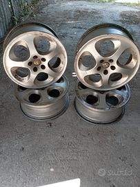 quattro cerchi da sedici x alfa romeo 