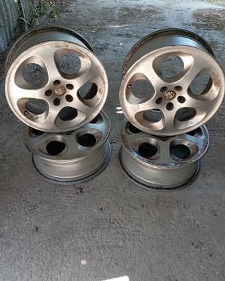 quattro cerchi da sedici x alfa romeo 
