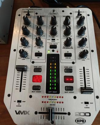 Behringer VMX 200