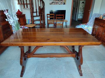 Tavolo fratino in noce