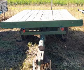 Rimorchi per trattorino o giardino