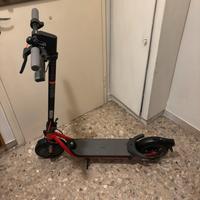 Monopattino elettrico segway ninebot kickscooter