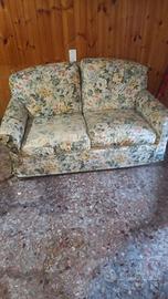 Divano 2 posti floreale vintage