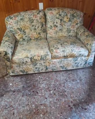 Divano 2 posti floreale vintage